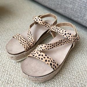 DV BY DOLCE VITA - Ilandria Flatform Wedge Sandal
